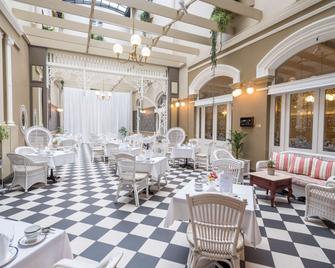 هادليز أوريانت هوتل - هوبارت - مطعم