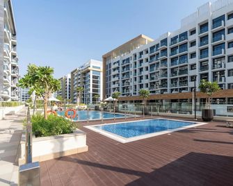 Globalstay. Azizi Riviera 34 - Dubai - Pool