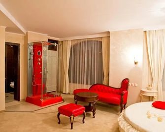 Hotel Diamond - Kasanlak