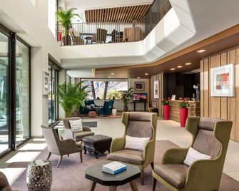 Grand Hotel Courmayeur Mont Blanc, by R Collection Hotels - קורמאיור - לובי