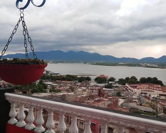 Hostal Paradiso - Santiago de Cuba - Balcón