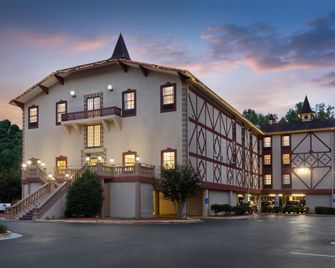 Hampton Inn Helen - Helen - Gebouw