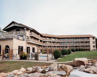 Wisconsin Dells/Natura Aloha Reach Resort - Wisconsin Dells - Building