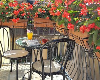 Albergo San Martino & Depandance - לוקה - פטיו