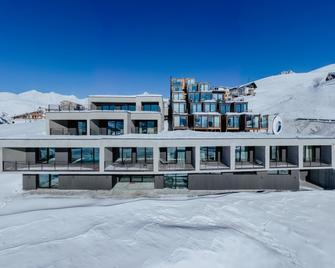 Quadrum Hotel - Gudauri - Budova