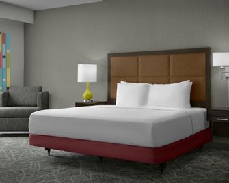 Hampton Inn & Suites Georgetown - Джорджтаун - Спальня