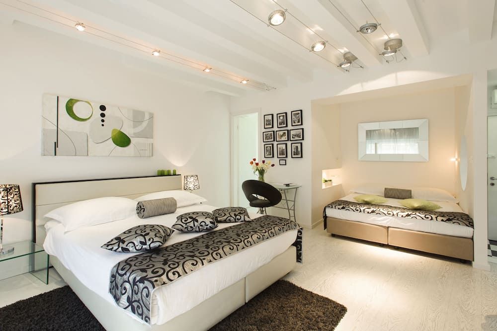 أجنحة رويال