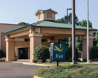 Quality Inn Magee - Magee - Edificio