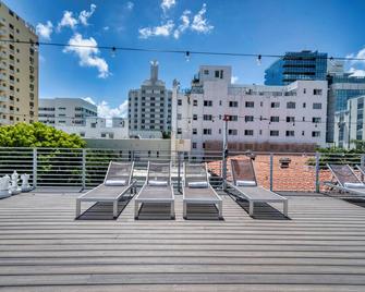 The Samantha by Lowkl - Miami Beach - Balkon