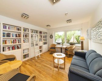 Hotel Das kleine Glück - Adults Only - Sankt Peter-Ording - Living room