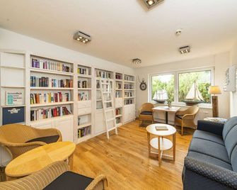 Hotel Das kleine Glück - Adults Only - Sankt Peter-Ording - Living room