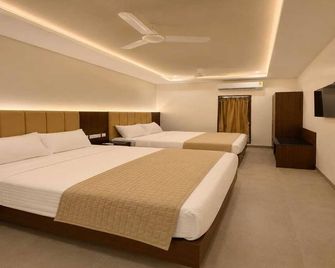Arthana Grand Inn - Udumalaipettai
