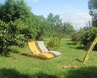 Domaine Mongiron - Camarsac - Patio