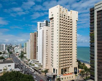 Costa Mar Recife Hotel by Atlantica - Жабуатан-дус-Гуарарапіс - Будівля