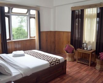 Green Leaf Resort - Pelling - Bedroom