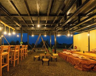 Aavaas Farm Hostel - Nashik - Restaurant