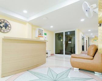 Bangkok Sukhumvit Rama Residency - Phra Pradaeng - Front desk