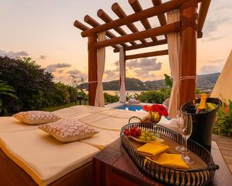 Tentaciones Hotel & Lounge Pool - Adults Only - Zihuatanejo - Bedroom