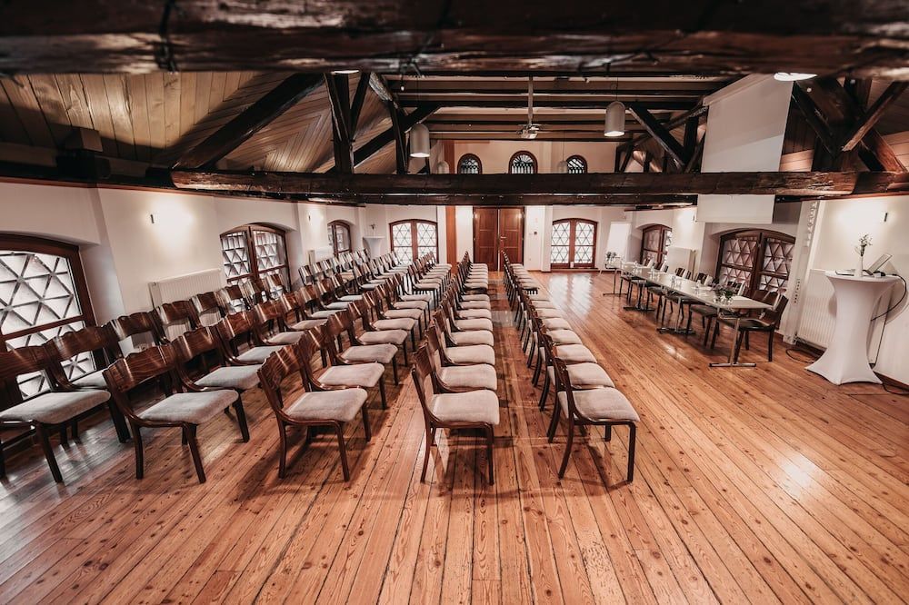 Hotel Dvor Jezersek Brnik - Spodnji Brnik - Sala de reuniones