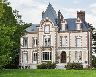Chateau De La Folie - Trie-Château - Bâtiment