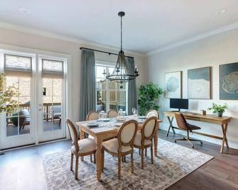Harbor Breeze, Luxurious | Relaxing - Savannah
