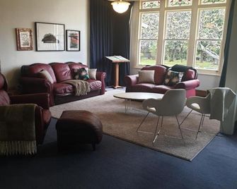 21morero - Taumarunui - Living room