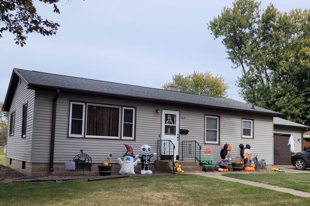 Quaint, clean home in quiet neighborhood. - Platteville - Gebouw