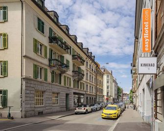 easyHotel Zürich City Centre - Zúrich - Vista del exterior
