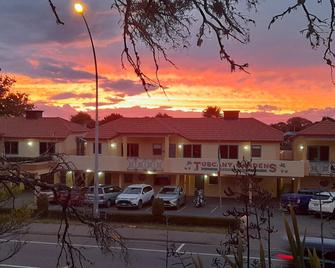 Tuscany Gardens Motor Lodge - Nelson - Gebouw