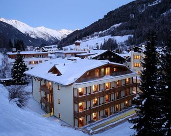 Banyan Hotel - זנקט אנטון אם ארלברג - בניין