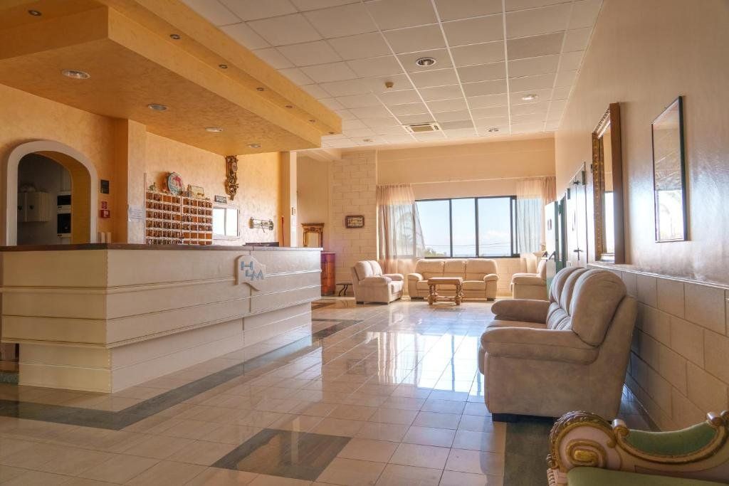 Hotel LE Macine - Santa Cesarea Terme - Rezeption