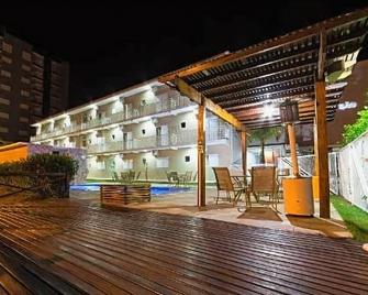 Summit Suites Hotel Cachoeira Paulista - Cachoeira Paulista - Патіо