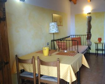 Sunny Apartment in Manerba: joy, fun, relaxation and culture - Manerba del Garda - Dining room