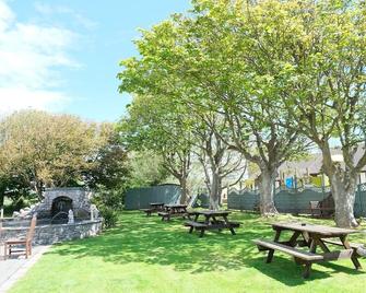 The Old Rectory - Burnham-on-Sea - Patio