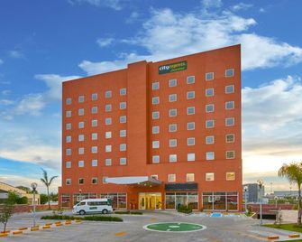 City Express Junior by Marriott Ciudad Juárez Consulado - סיודאד חוארס - בניין