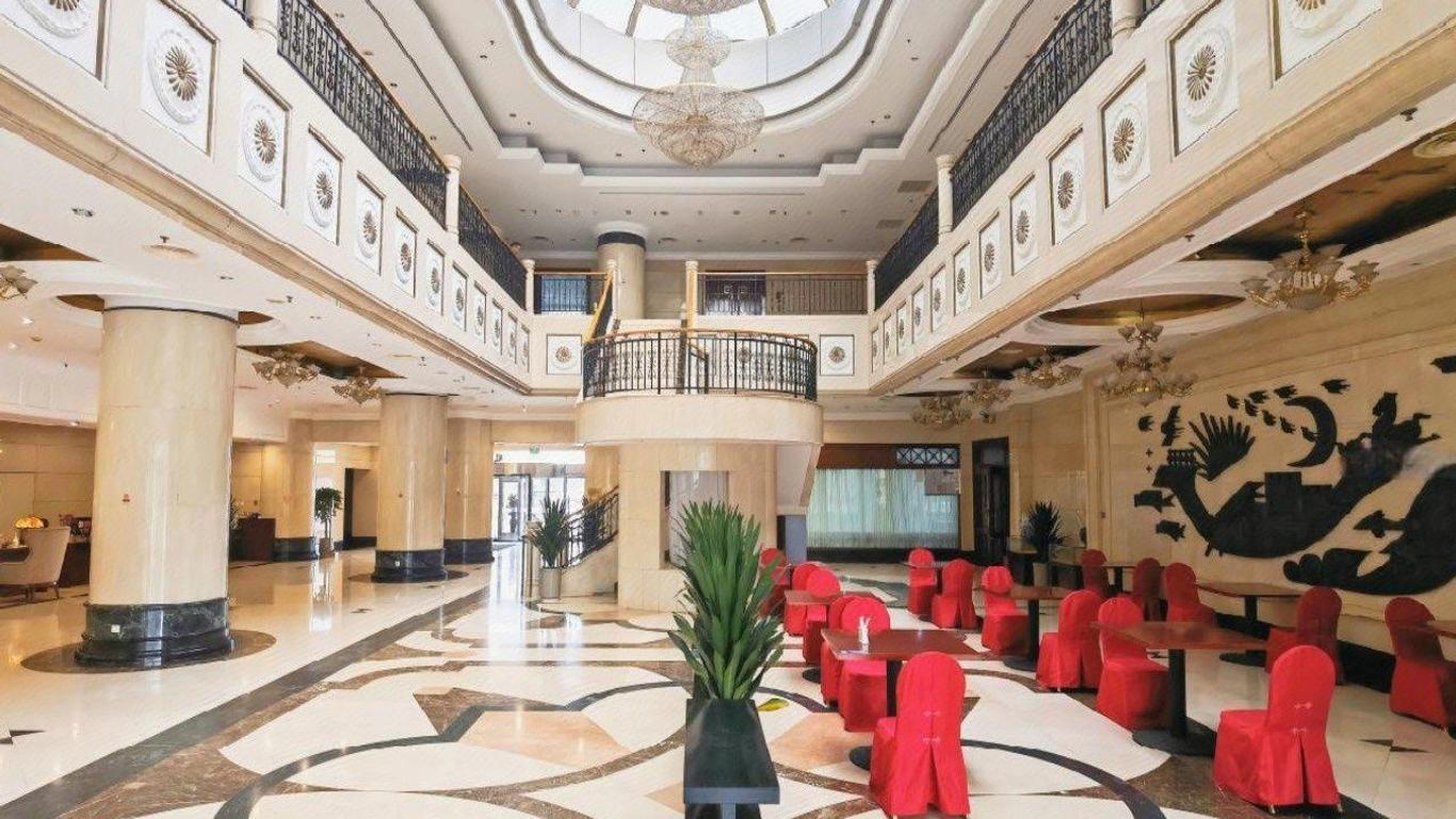 Foreign Experts Building