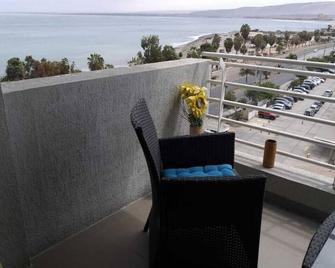 Beautiful apartment with terrace and views of Chinchorro beach - Arica - Balcón
