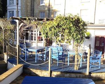 Holliers Hotel - Shanklin - Patio