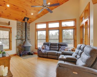 Pet-Friendly Hancock Home On The Delawar - Starlight
