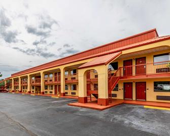 Econo Lodge Cumberland - Kingsland - Bygning