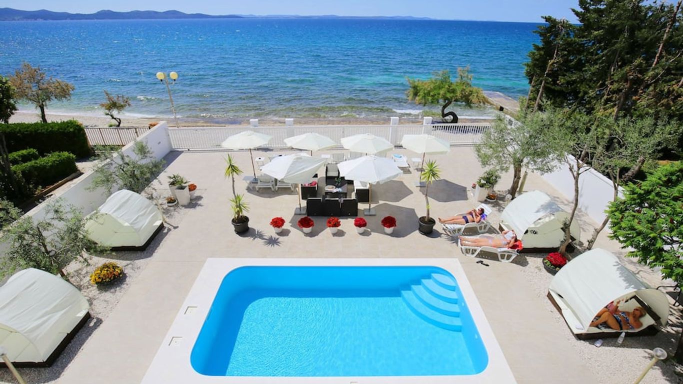 Villa Triana-Adults Only