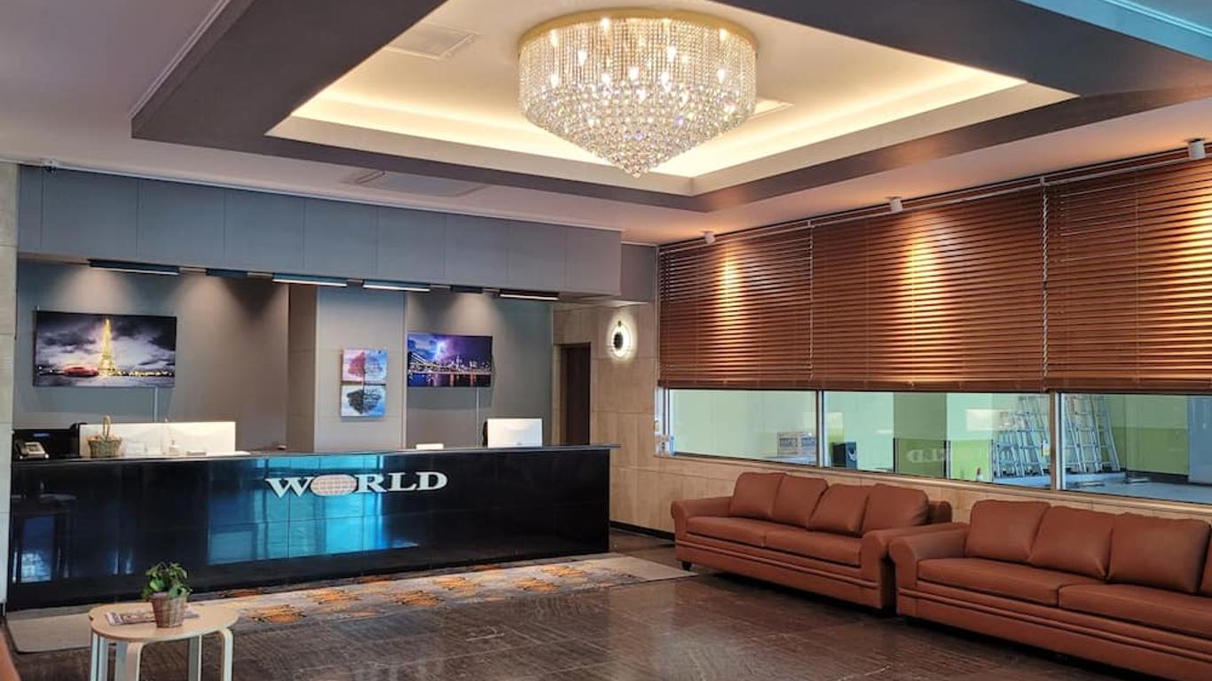 World Tourist Hotel