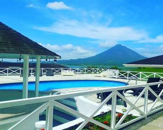Arenal Vista Lodge - El Castillo - Pool