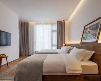 Yunfu Mid Hill Resort Hote - Shennongjia
