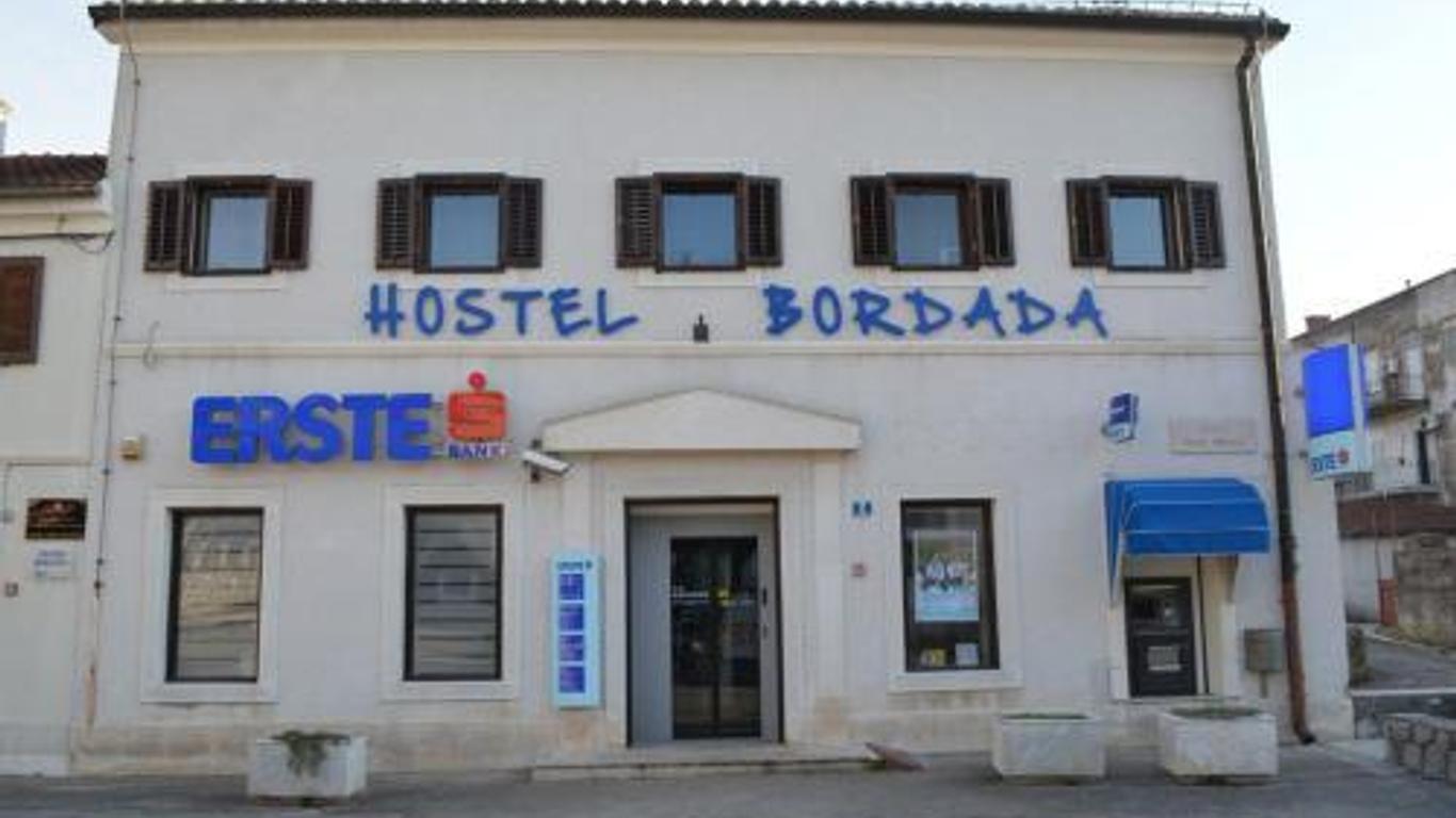 Hostel Bordada