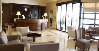 Hotel Le Consul - Túnez - Recepción