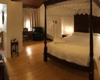 Lorelei Bed & Breakfast - Portland - Bedroom