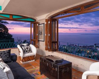 Marcela Resort & Spa - פוארטו ויארטה - מרפסת