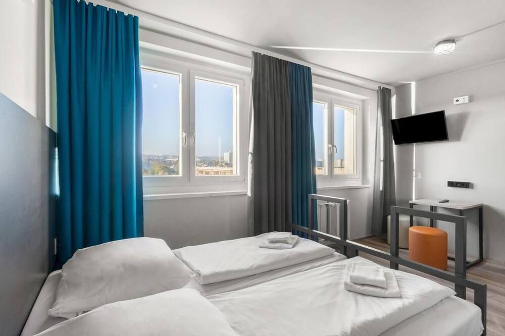 Twin Room, Shower, Toilet - a & o Dresden Hauptbahnhof - درسدين - غرفة نوم