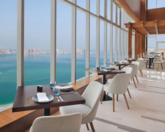Delta Hotels by Marriott City Center Doha - Doha - Ristorante